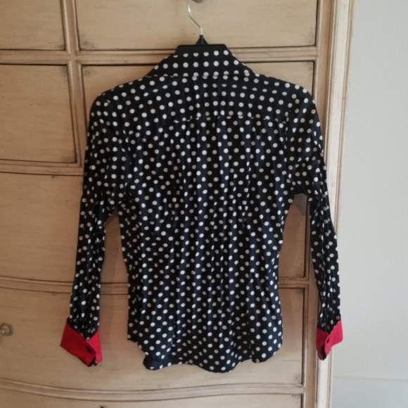 Top - Picture 2 of 2